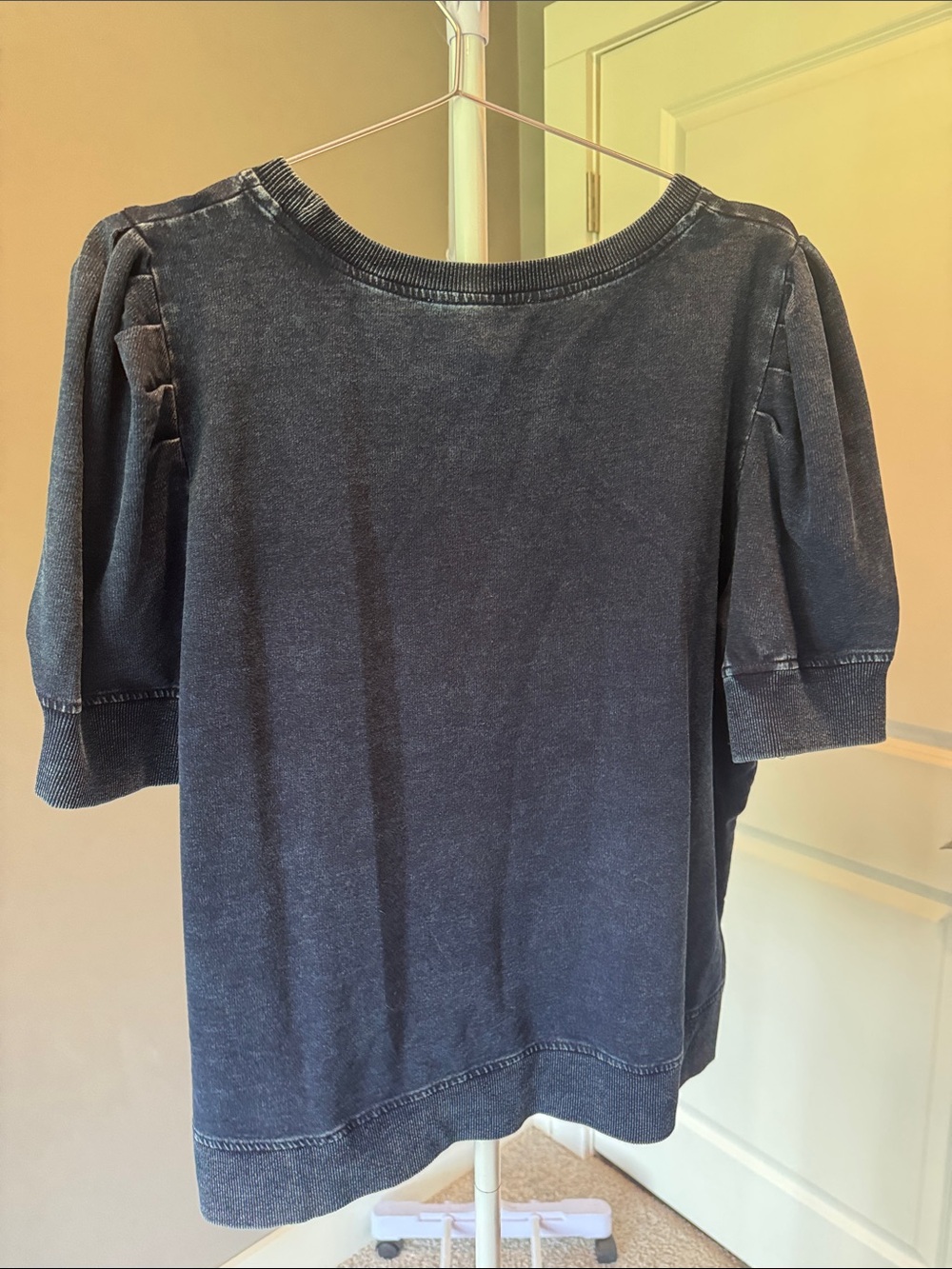 Jane and Delancey Black Short-Sleeve Puff Shoulder Top - Picture 4 of 4